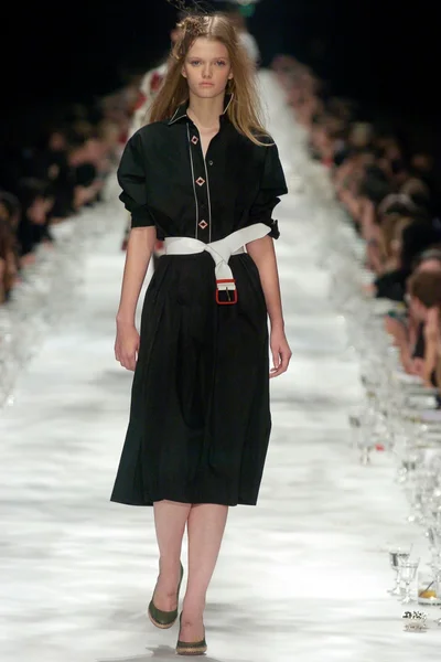 Look 48
